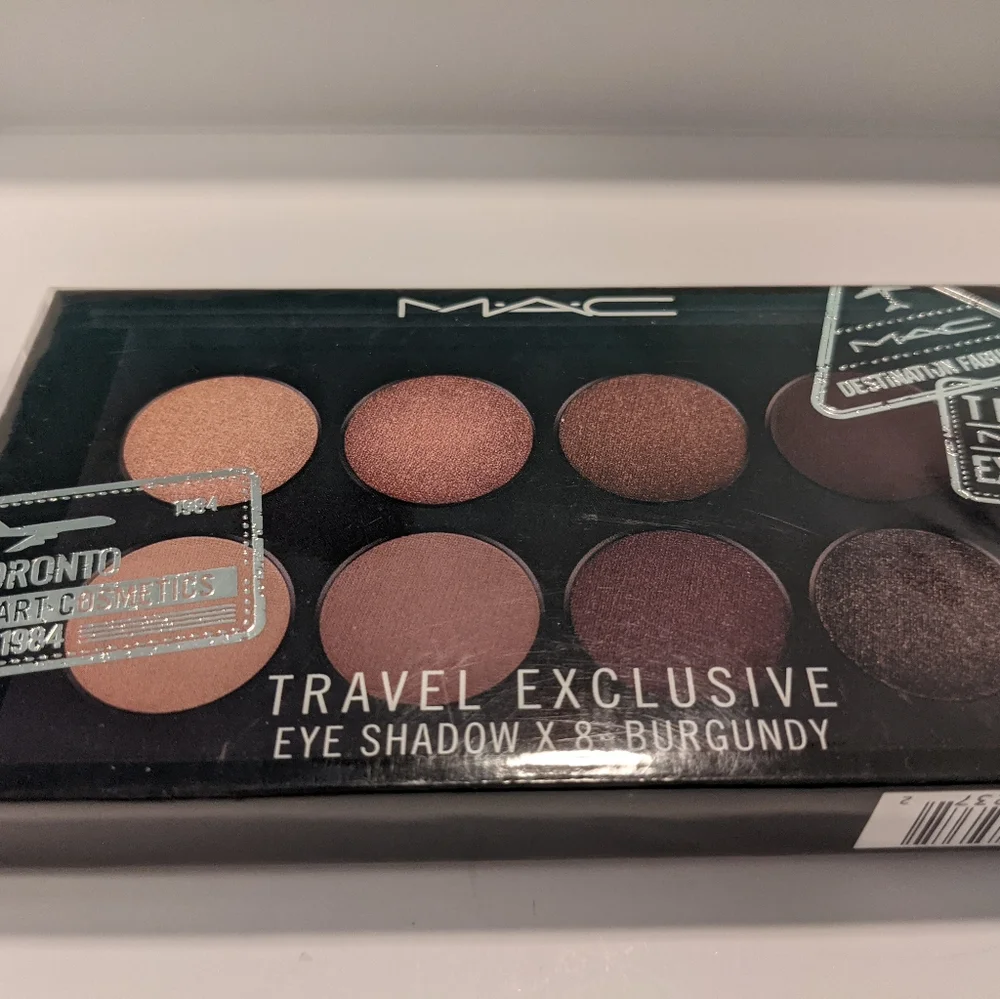 MAC eye shadow - Picture 4 of 4
